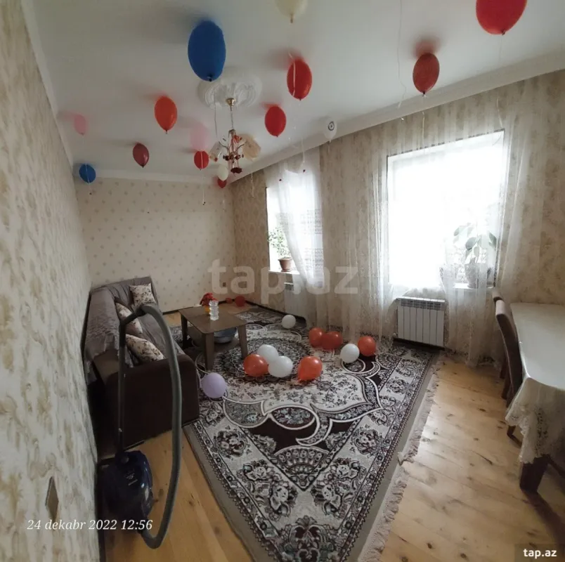 Satılır 6 otaqlı həyət evi