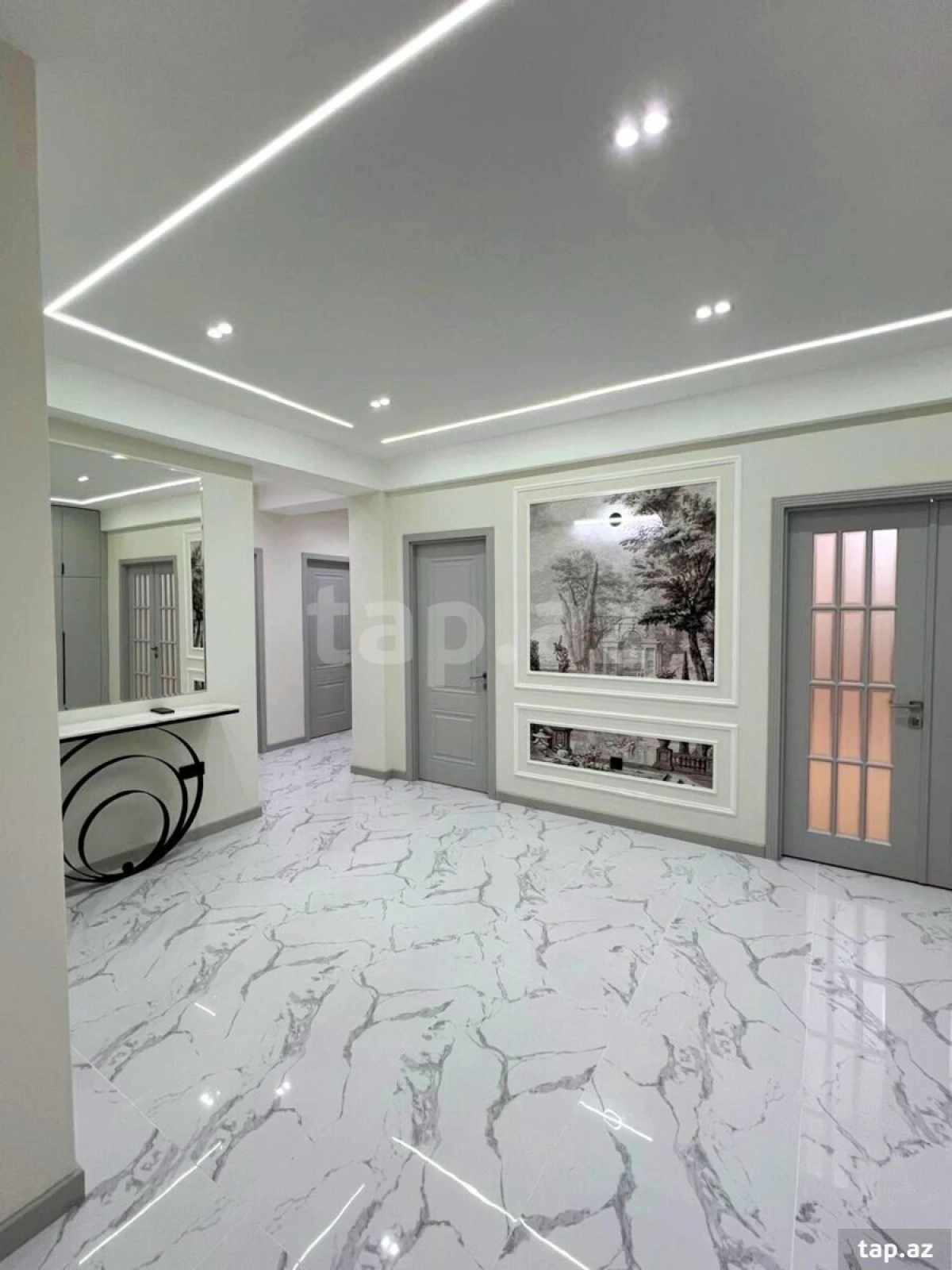 Satılır 4 otaqlı yeni tikili 192.8 m²