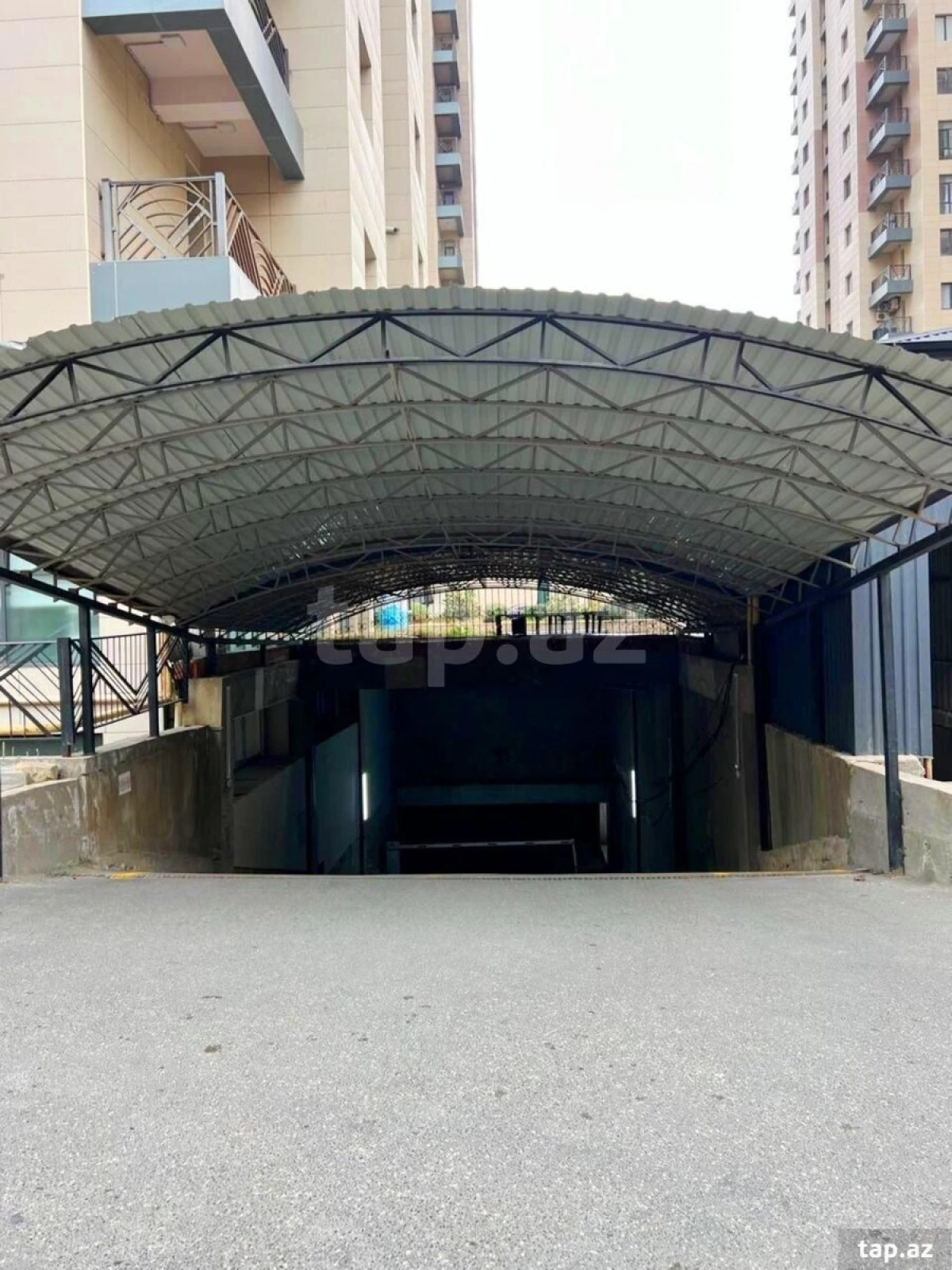 Satılır 4 otaqlı yeni tikili 192.8 m²