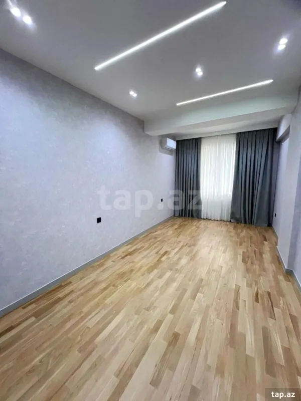 Satılır 4 otaqlı yeni tikili 192.8 m²