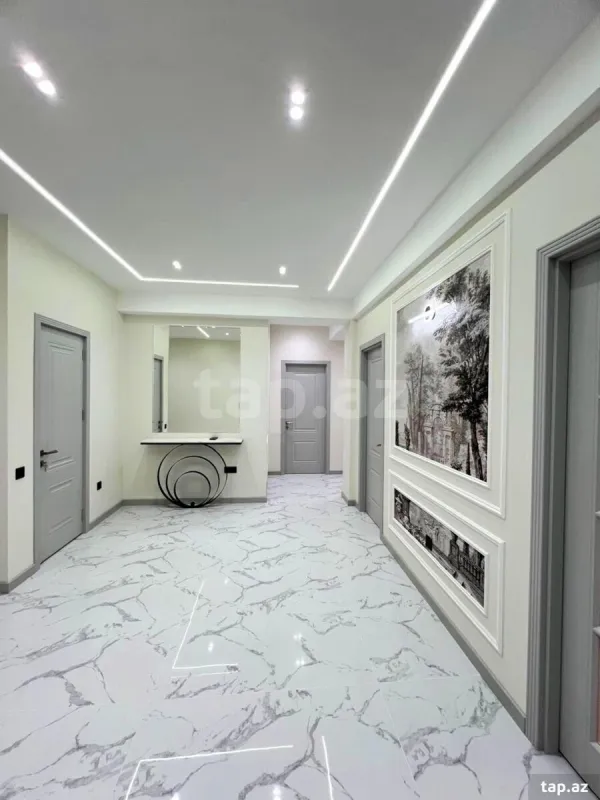 Satılır 4 otaqlı yeni tikili 192.8 m²