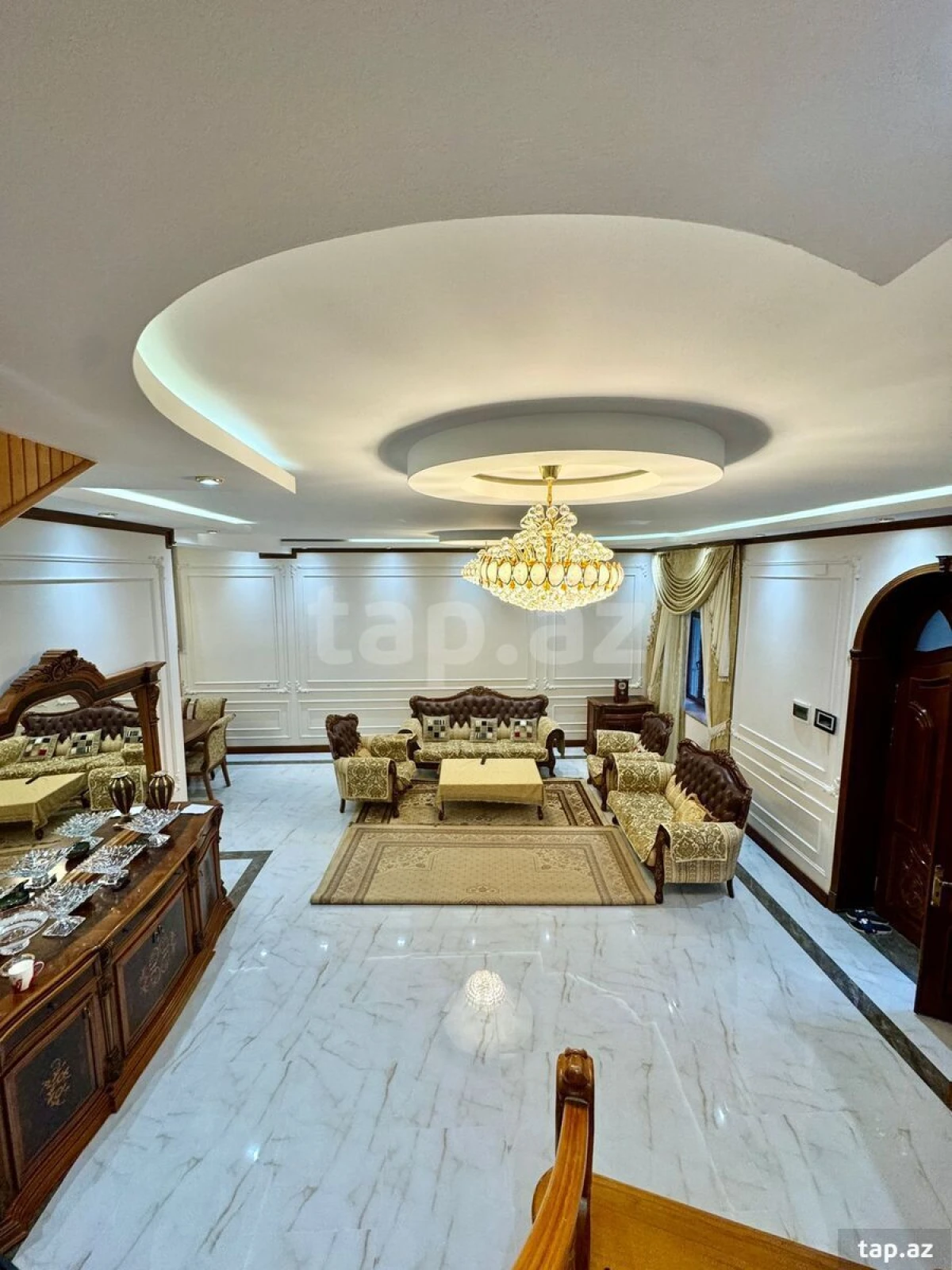 Kirayə verilir 6 otaqlı həyət evi