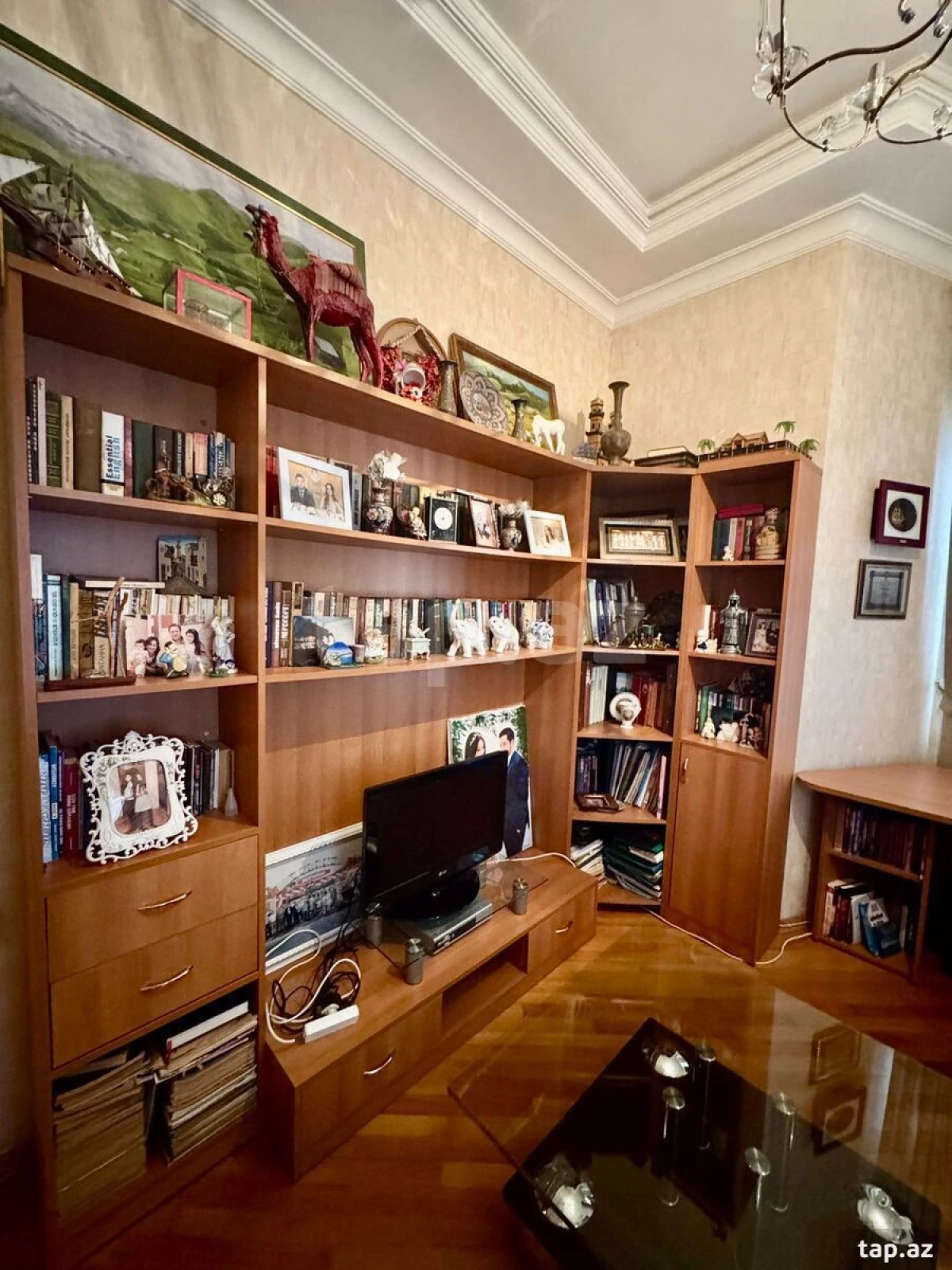 Kirayə verilir 6 otaqlı həyət evi