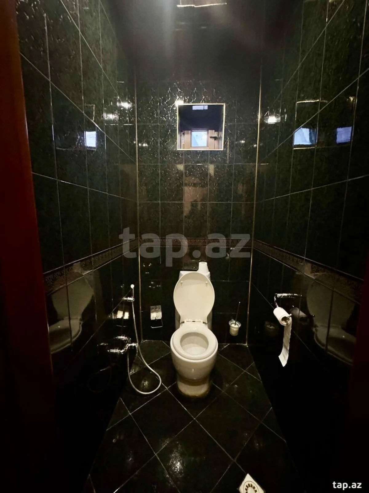 Kirayə verilir 6 otaqlı həyət evi