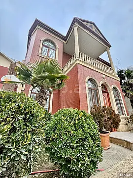 Kirayə verilir 6 otaqlı həyət evi