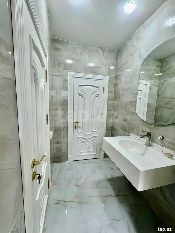 Kirayə verilir 6 otaqlı həyət evi