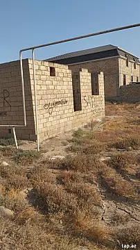 Satılır 4 otaqlı həyət evi