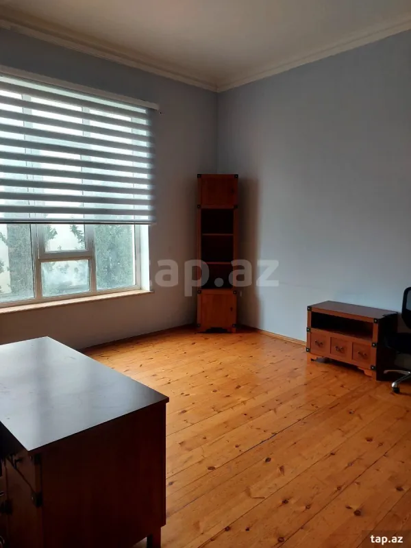 Kirayə verilir 7 otaqlı həyət evi 500 m²