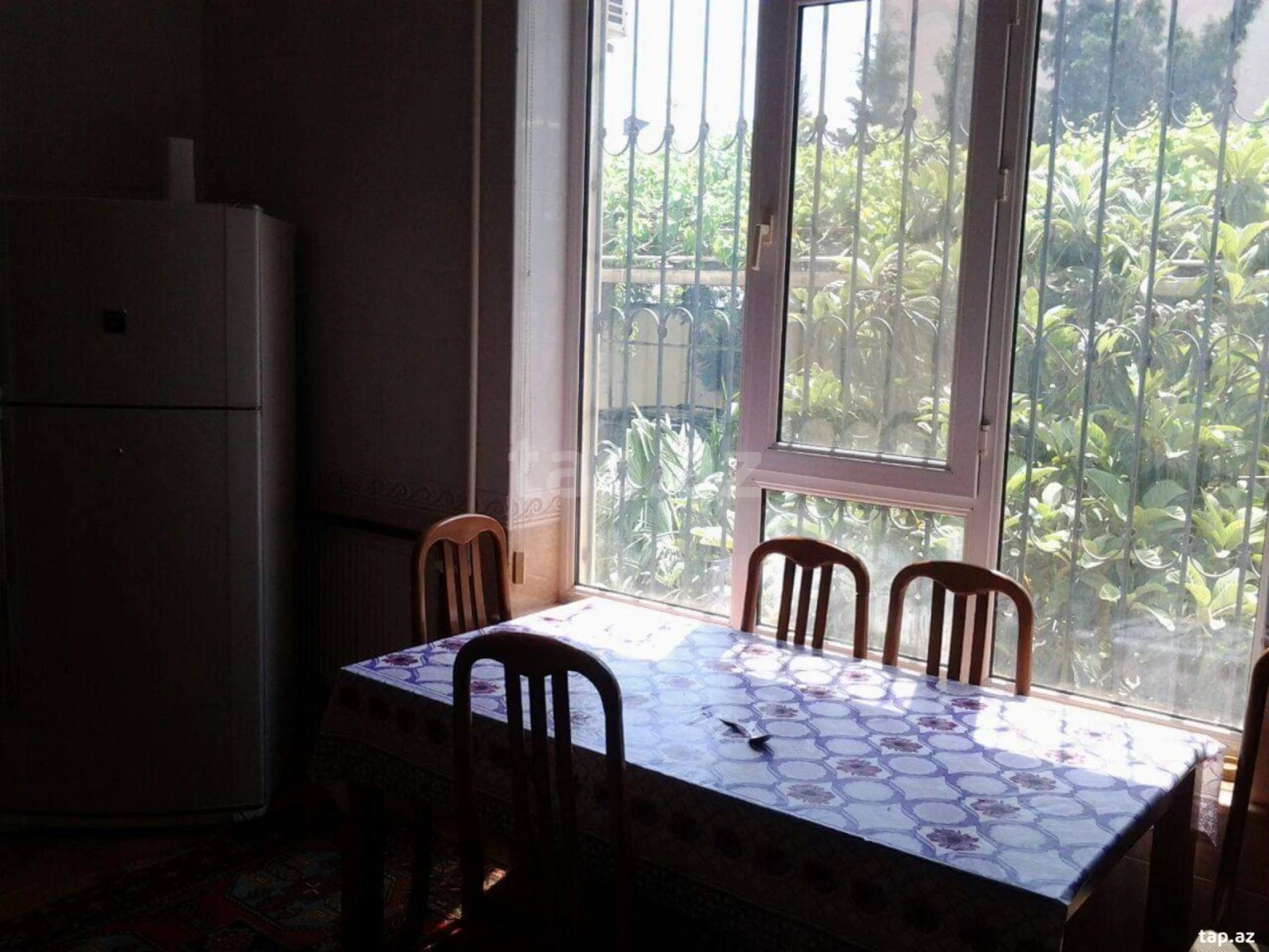 Kirayə verilir 7 otaqlı həyət evi 500 m²