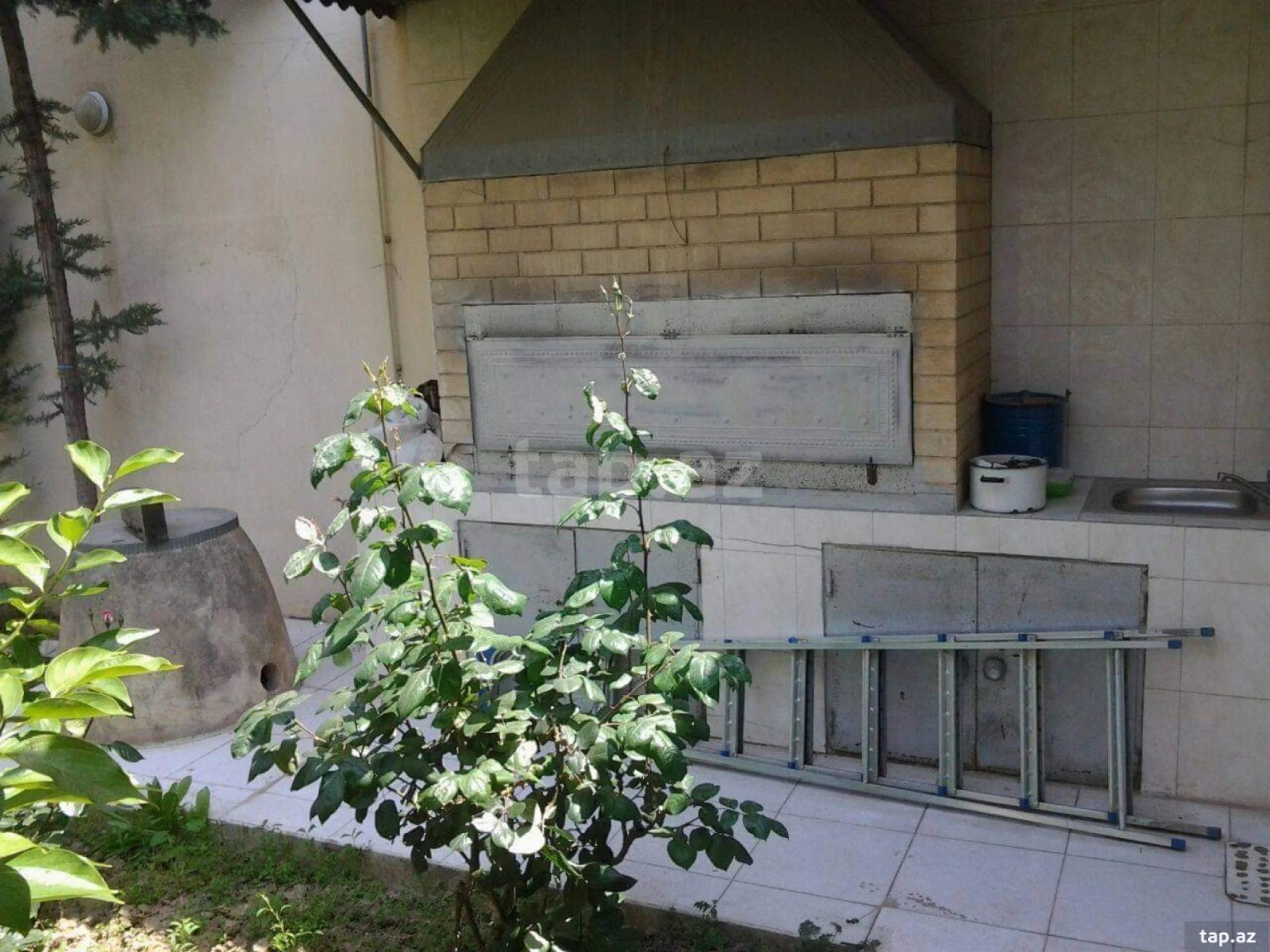 Kirayə verilir 7 otaqlı həyət evi 500 m²