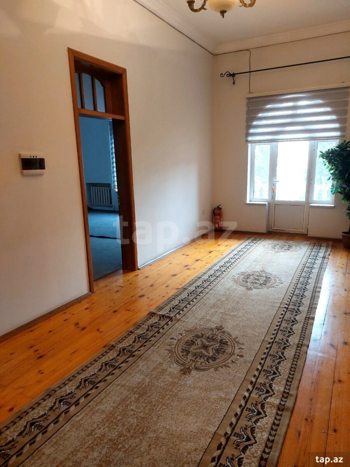 Kirayə verilir 7 otaqlı həyət evi 500 m²