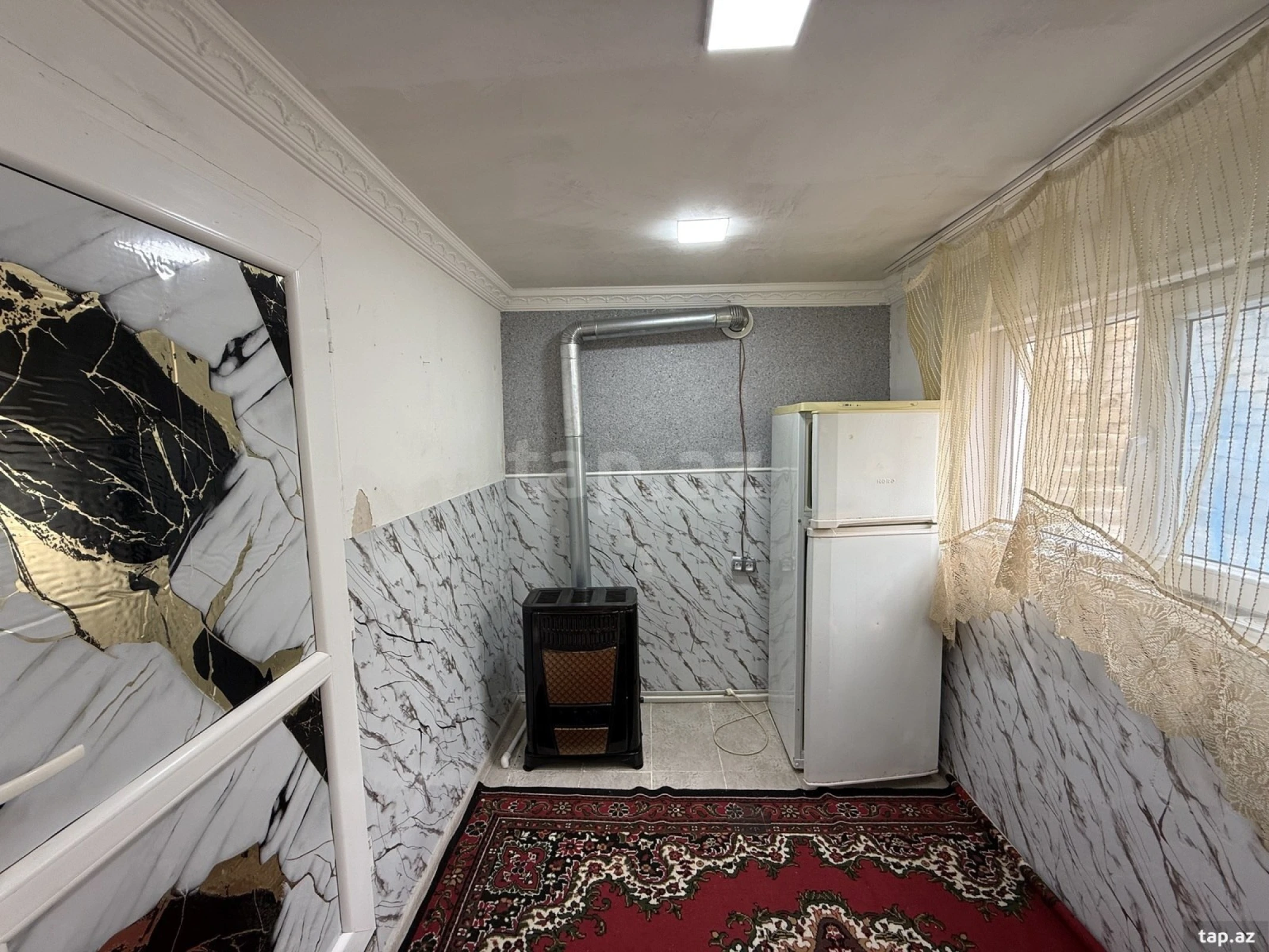 Satılır 2 otaqlı həyət evi