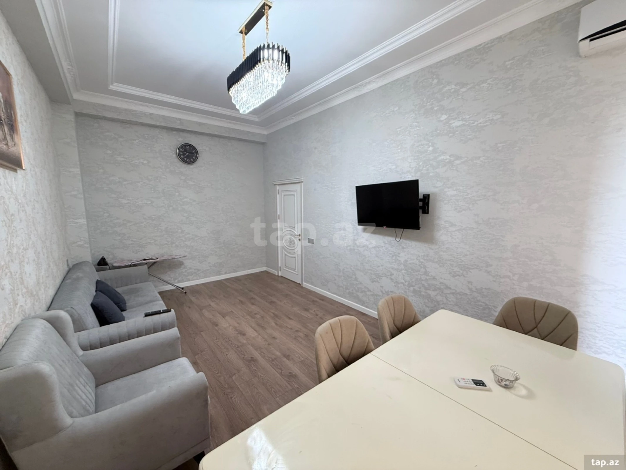 Kirayə verilir 2 otaqlı yeni tikili 70 m²
