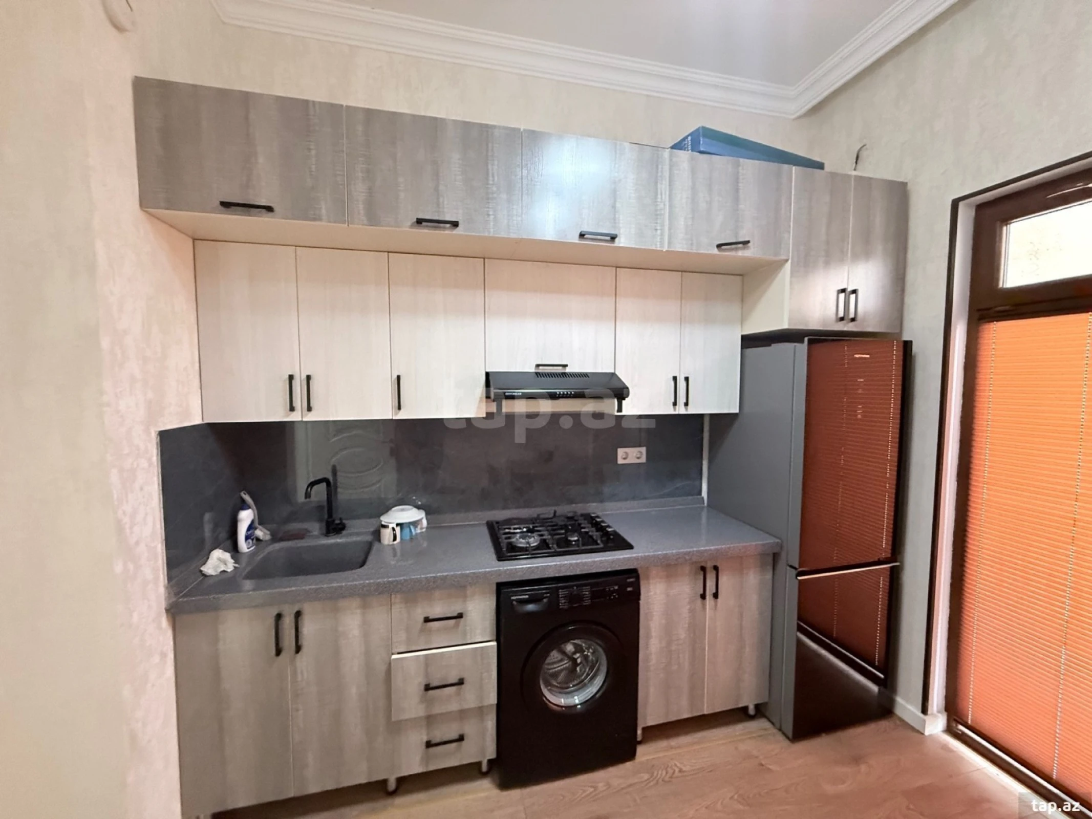 Kirayə verilir 2 otaqlı yeni tikili 70 m²