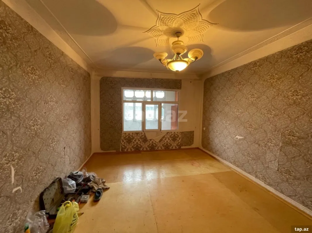 Satılır 3 otaqlı mənzil 82 m²