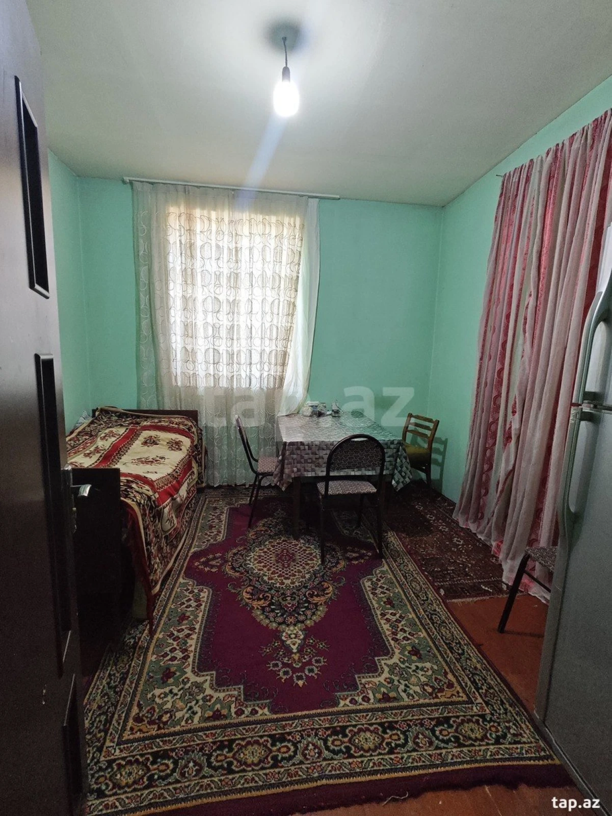 Satılır 4 otaqlı həyət evi