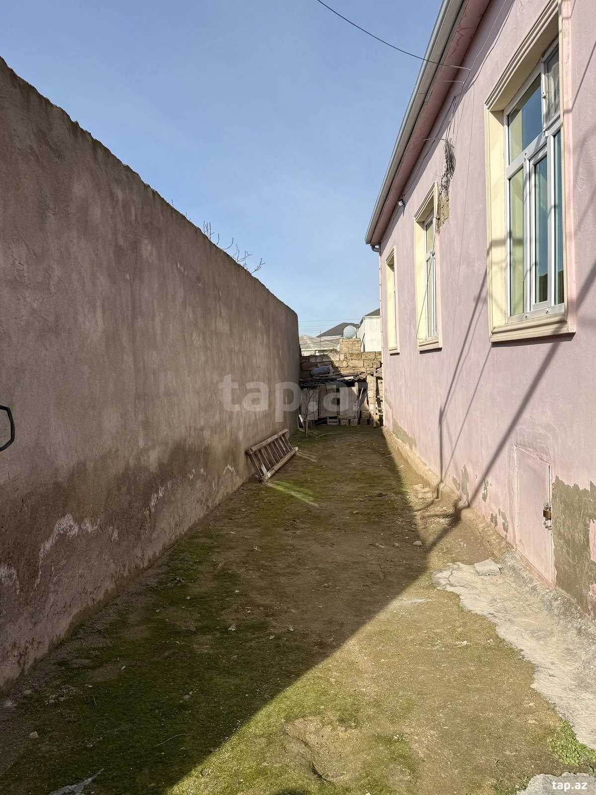 Satılır 3 otaqlı həyət evi