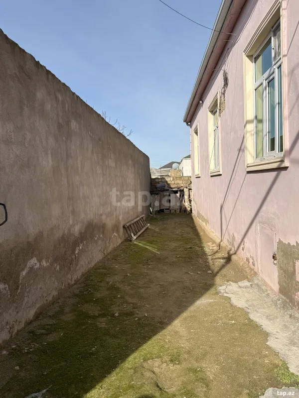 Satılır 3 otaqlı həyət evi