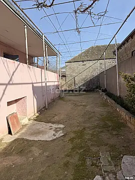 Satılır 3 otaqlı həyət evi