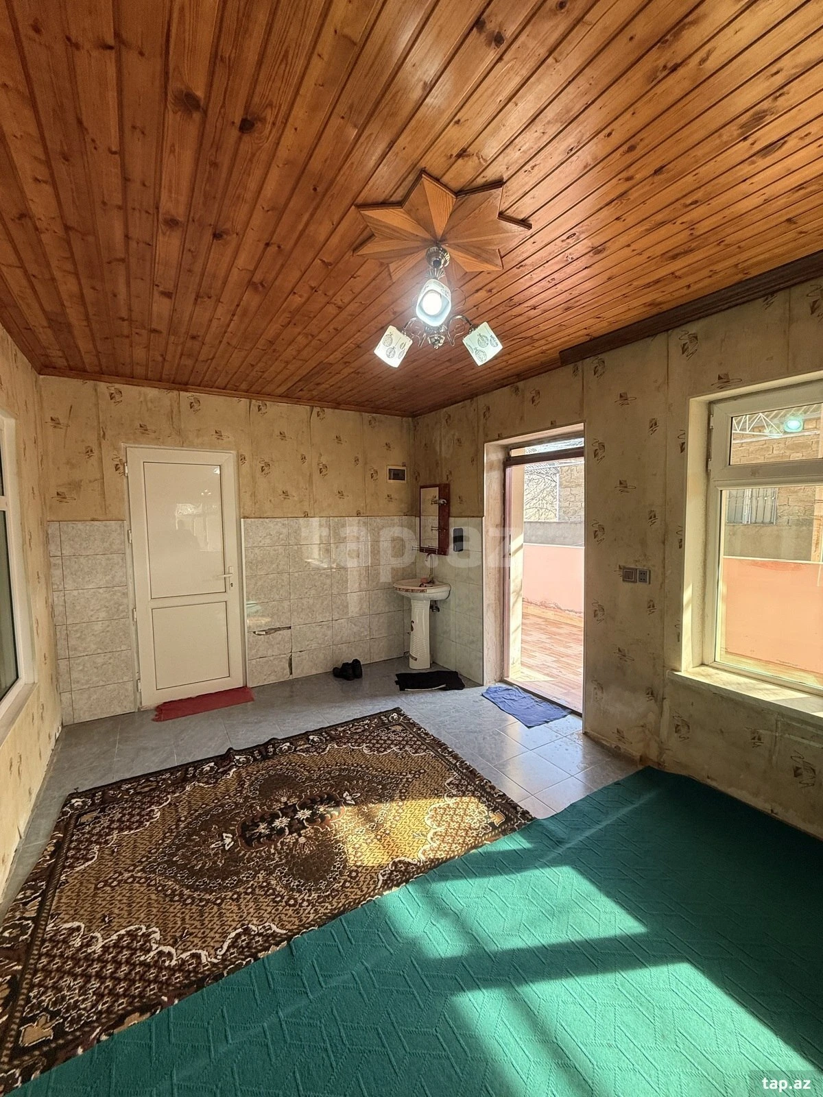 Satılır 3 otaqlı həyət evi