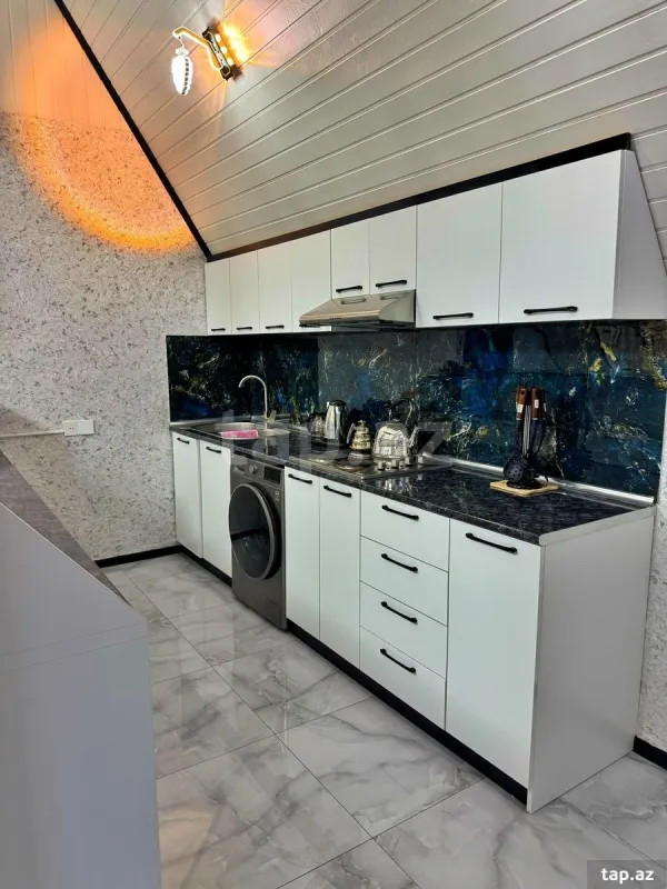 Kirayə verilir 4 otaqlı həyət evi