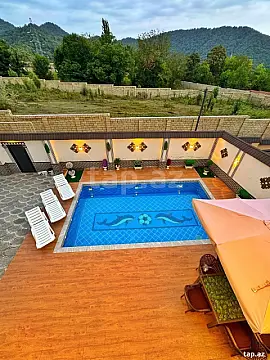 Kirayə verilir 4 otaqlı həyət evi