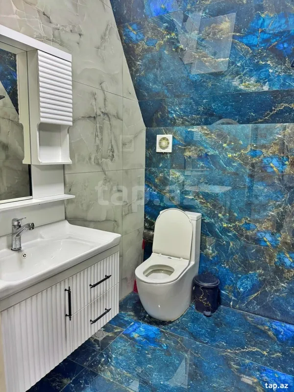 Kirayə verilir 4 otaqlı həyət evi