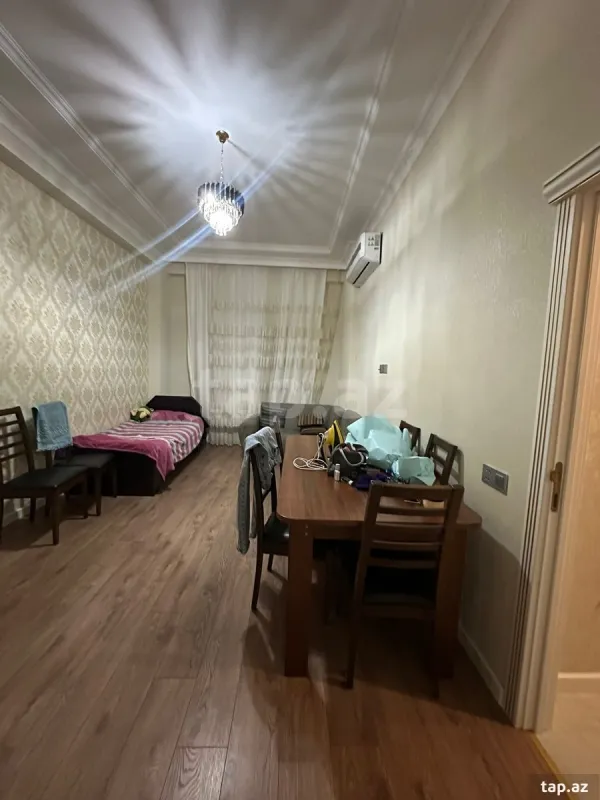 Kirayə verilir 2 otaqlı yeni tikili 80 m²