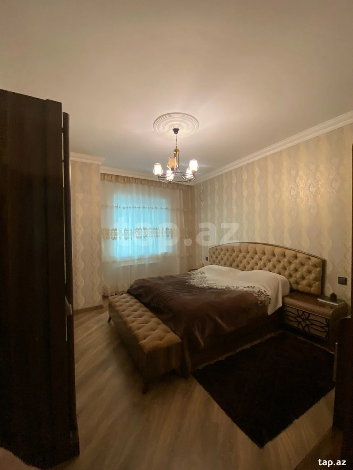 Satılır 5 otaqlı həyət evi