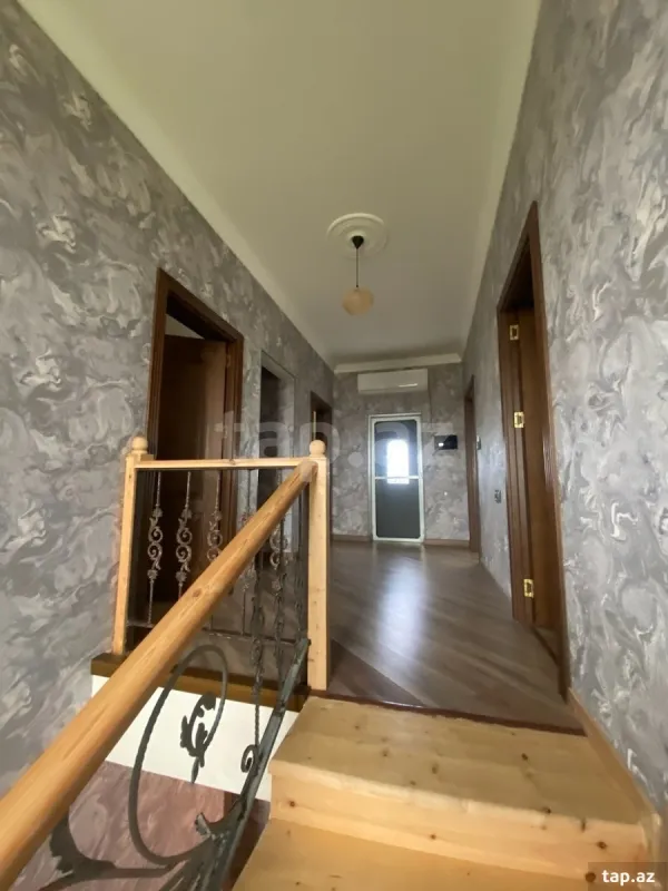 Satılır 5 otaqlı həyət evi