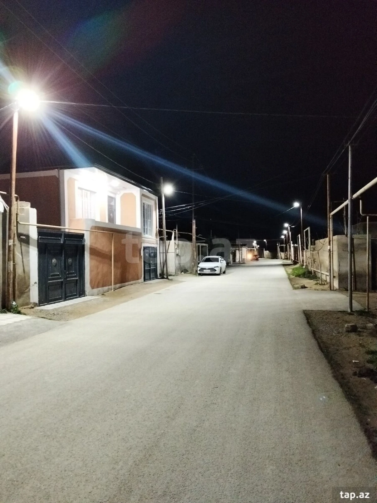 Satılır 6 otaqlı həyət evi 190 m²