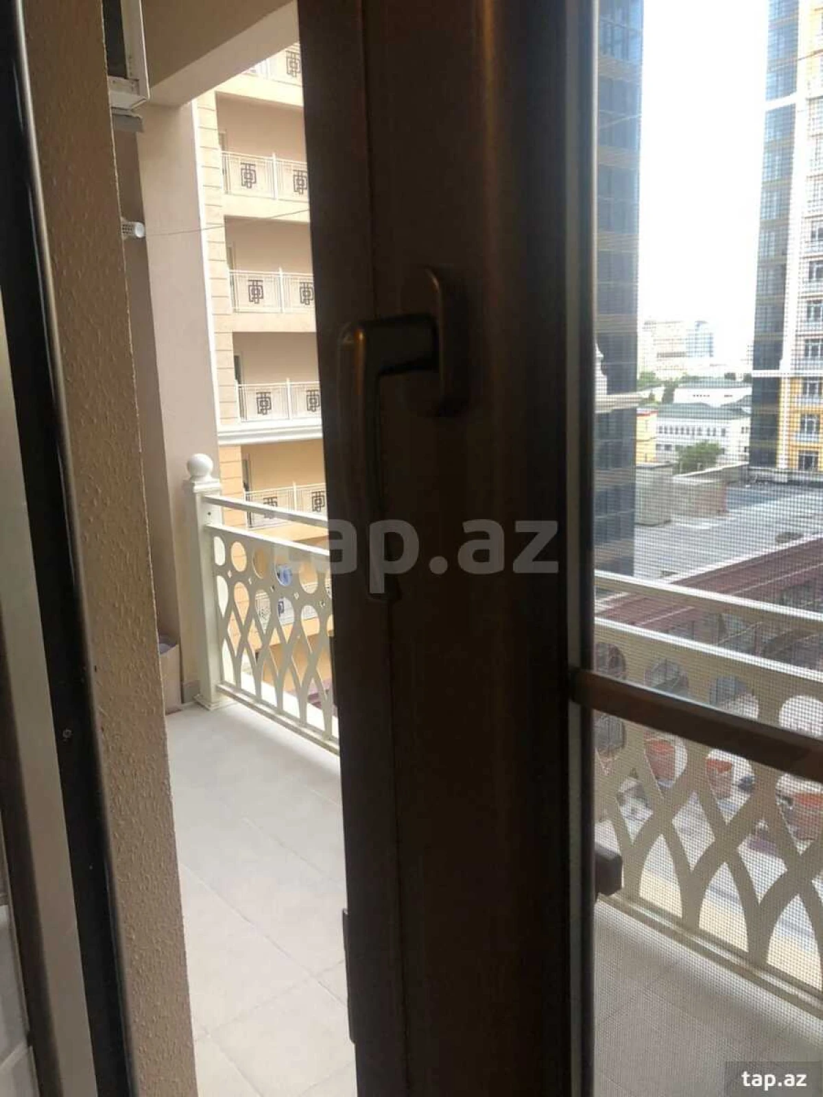 Kirayə verilir 2 otaqlı yeni tikili 50 m²