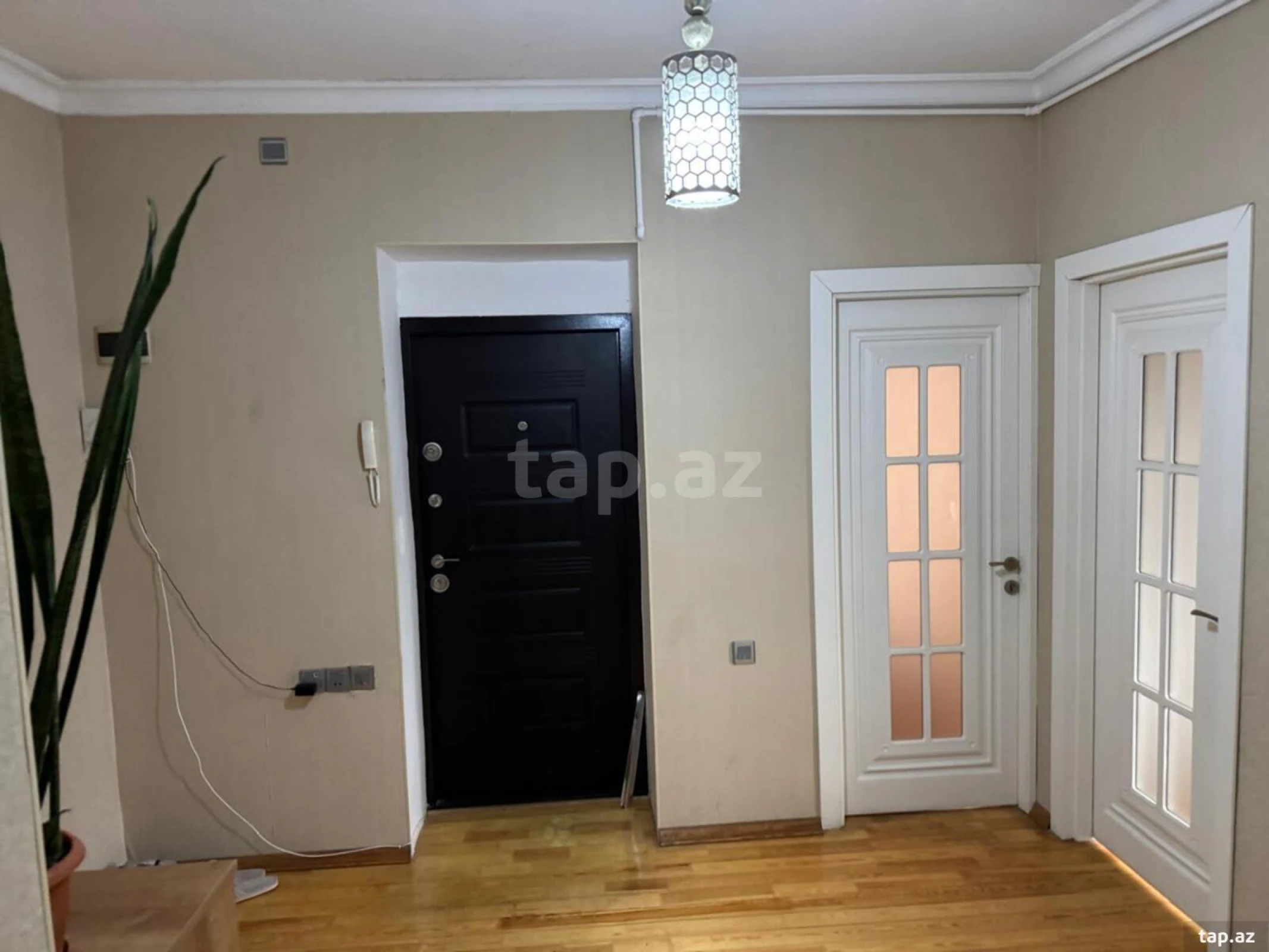 Satılır 2 otaqlı yeni tikili 60 m²
