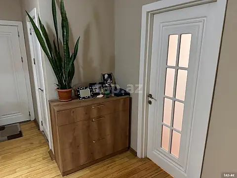 Satılır 2 otaqlı yeni tikili 60 m²