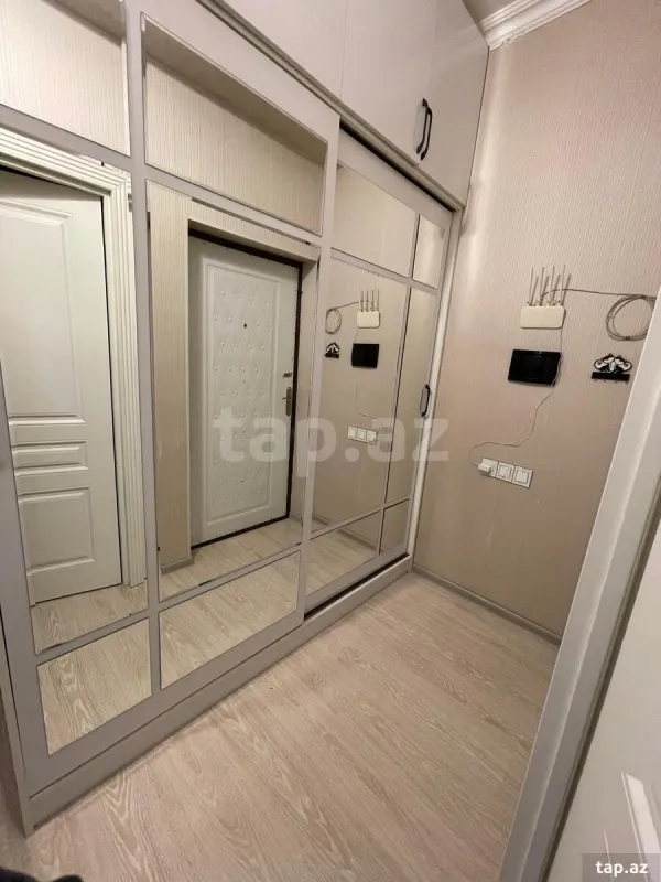 Satılır 2 otaqlı yeni tikili 60 m²