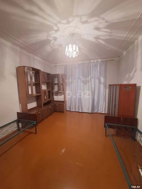 Kirayə verilir 4 otaqlı mənzil 90 m²