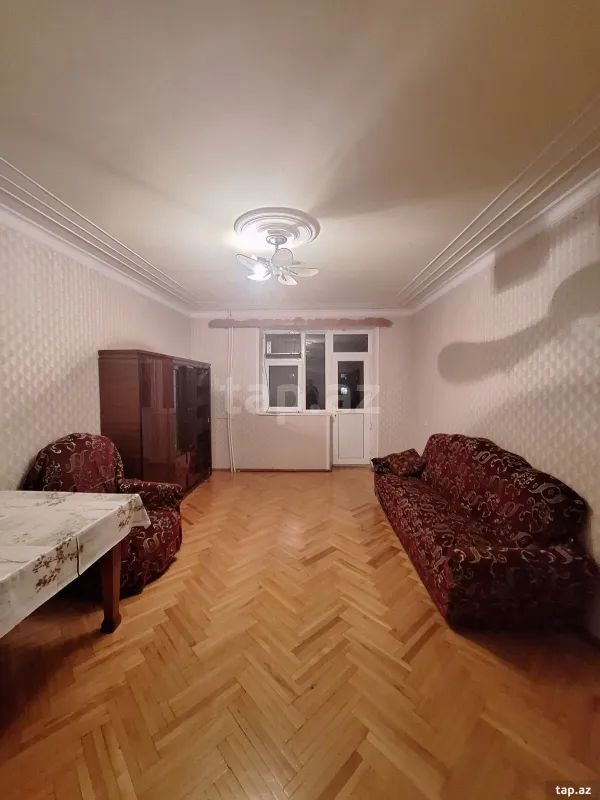 Kirayə verilir 4 otaqlı mənzil 90 m²