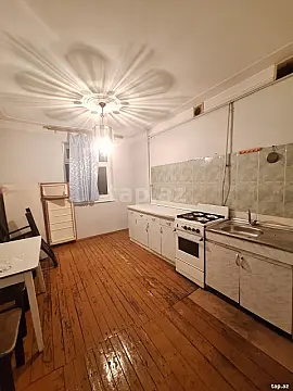 Kirayə verilir 4 otaqlı mənzil 90 m²