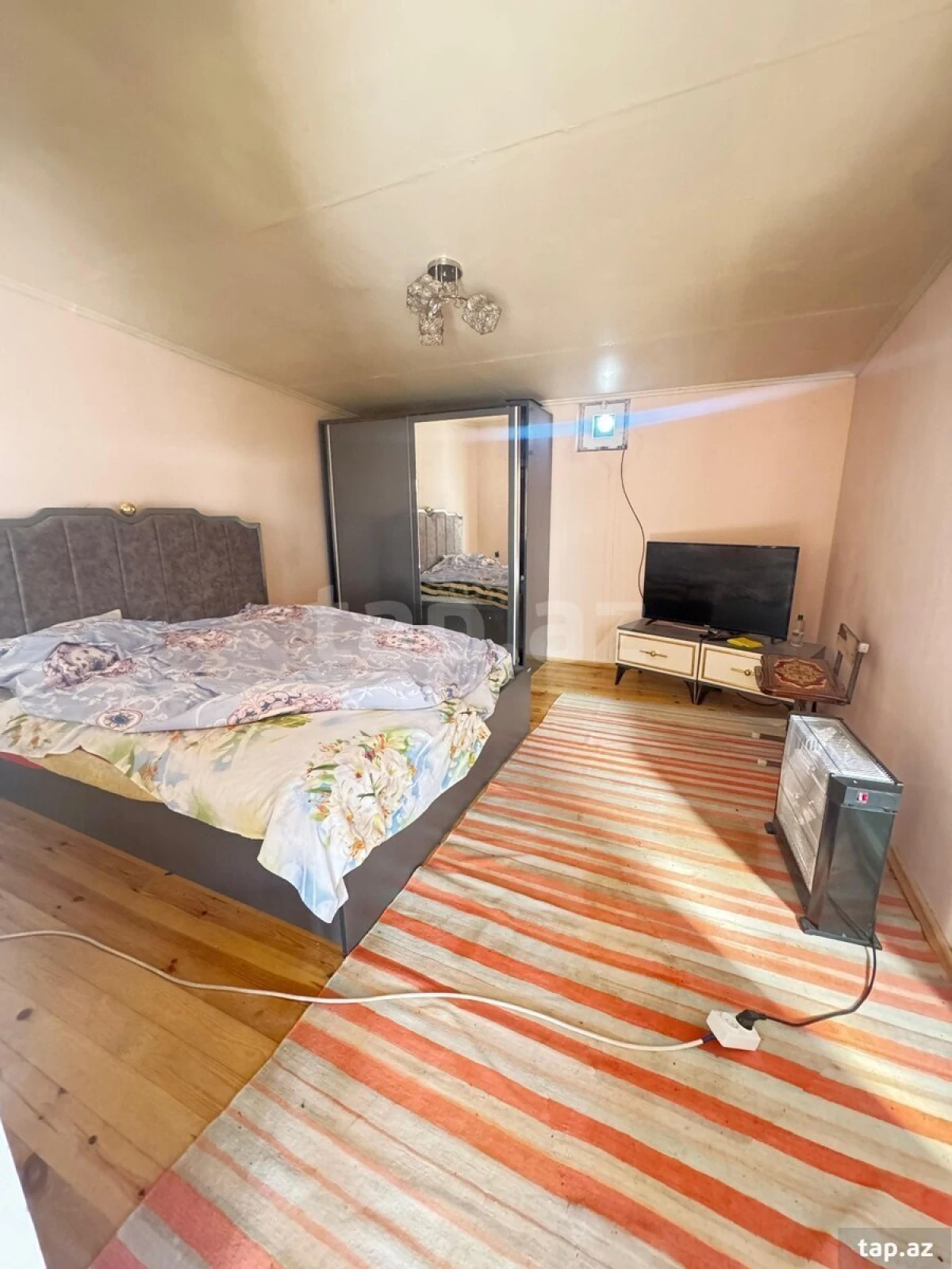 Satılır 2 otaqlı həyət evi