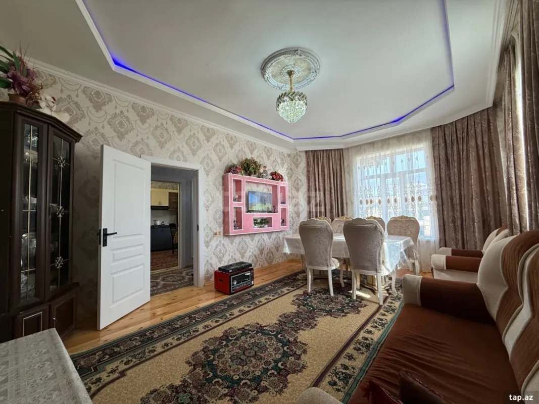 Satılır 3 otaqlı həyət evi