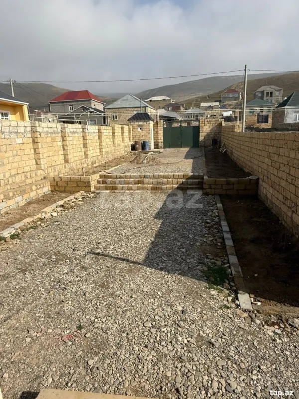 Satılır 3 otaqlı həyət evi