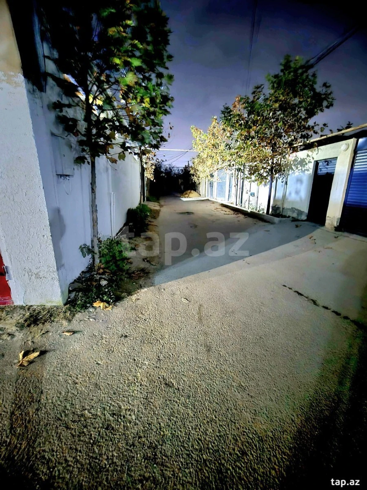 Satılır 4 otaqlı həyət evi