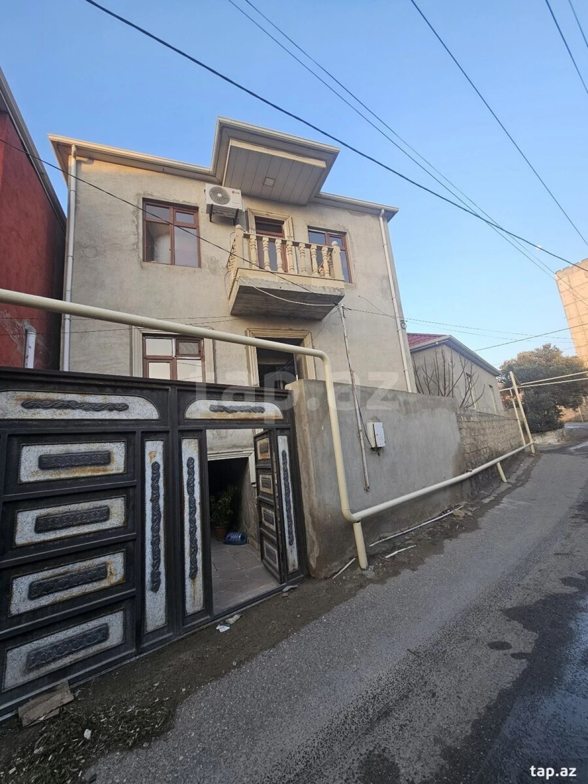 Satılır 3 otaqlı həyət evi