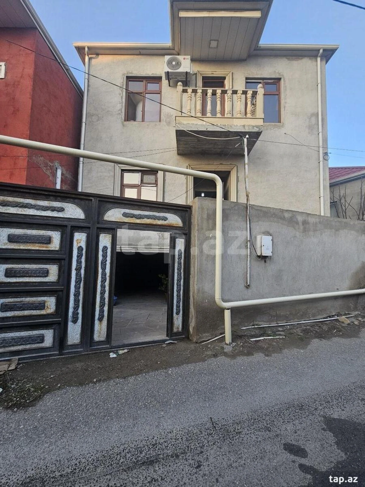 Satılır 3 otaqlı həyət evi