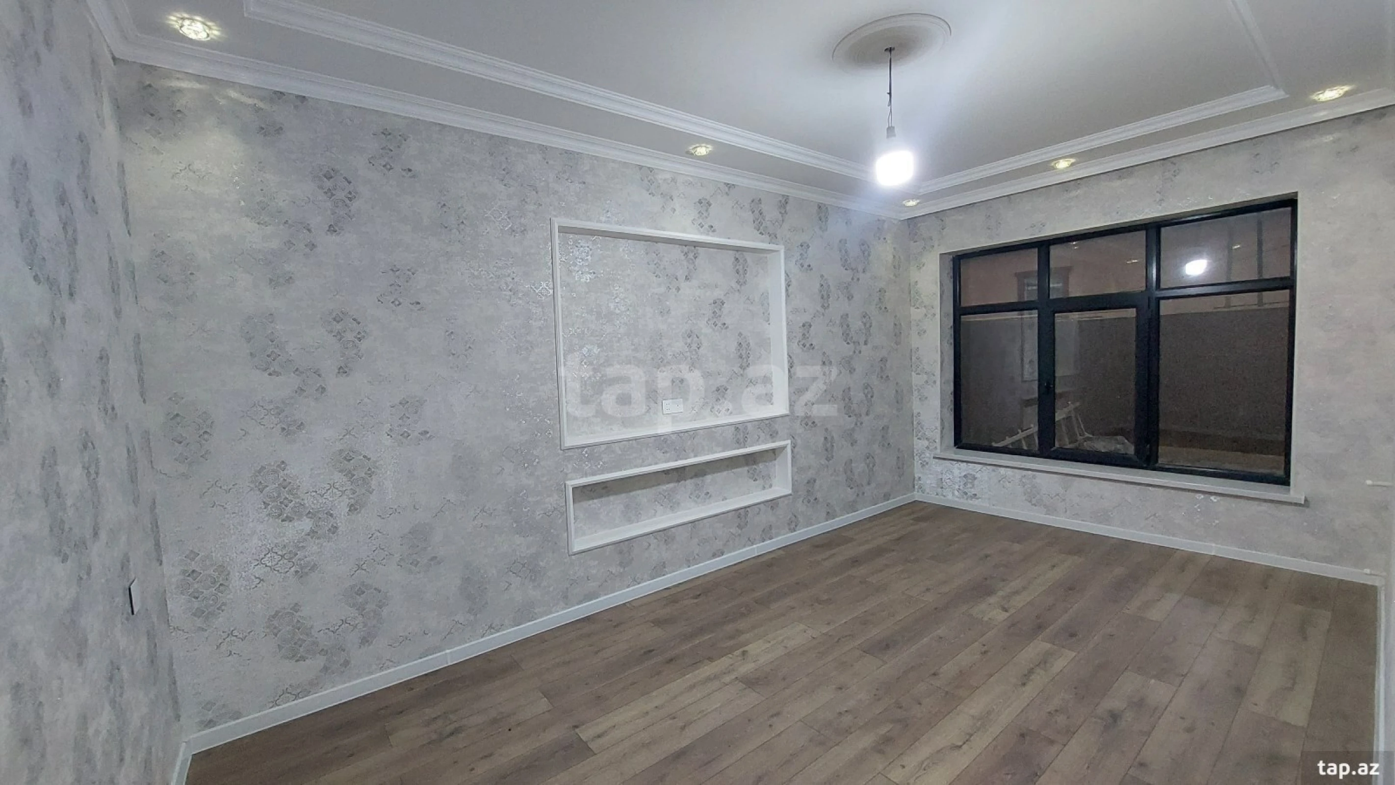 Satılır 4 otaqlı həyət evi