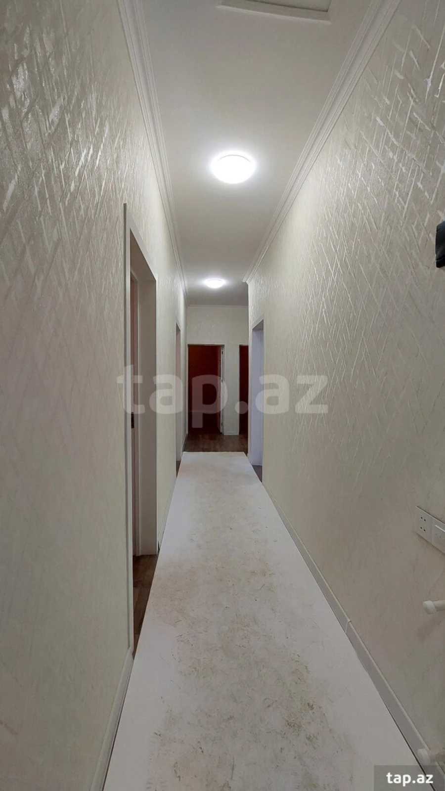 Satılır 4 otaqlı həyət evi