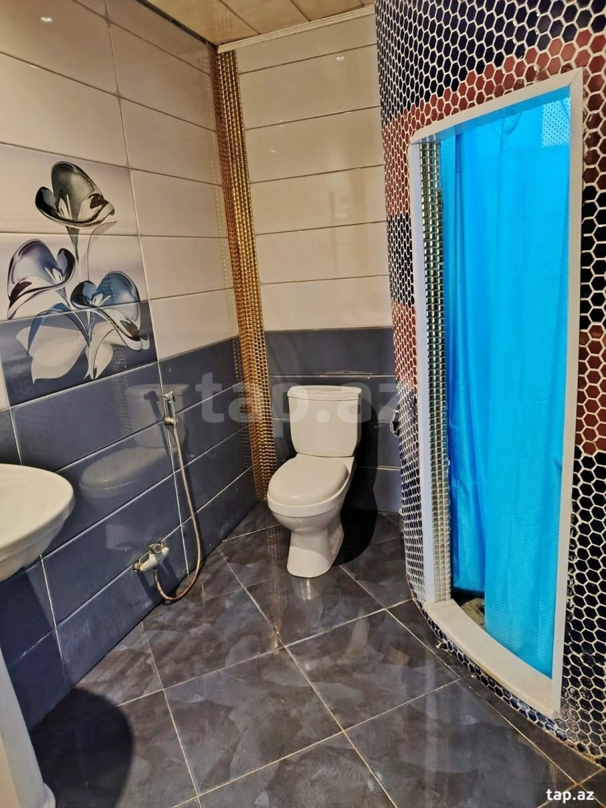 Satılır 4 otaqlı həyət evi