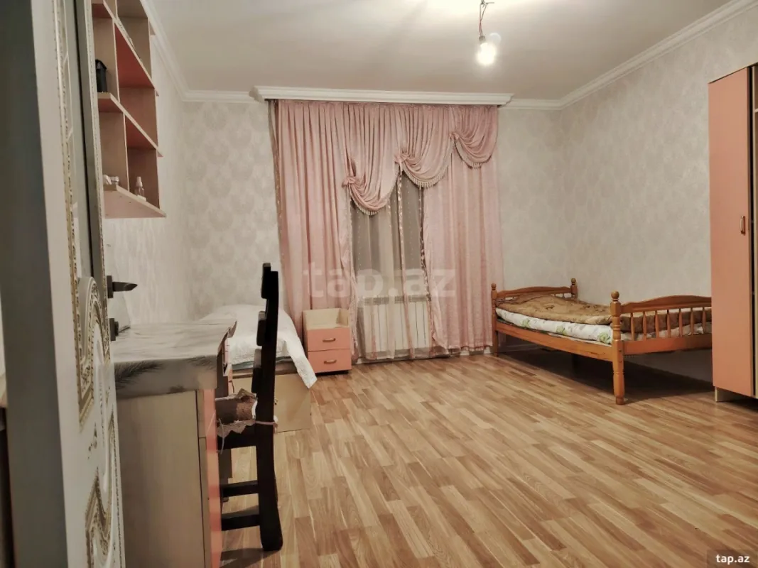 Satılır 4 otaqlı həyət evi