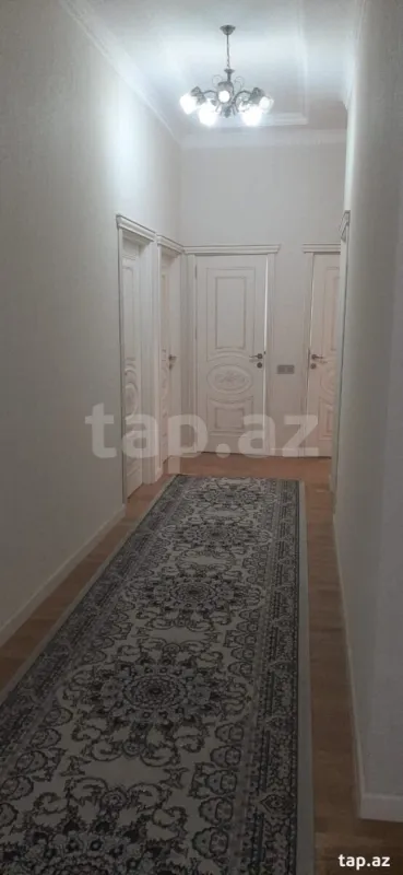 Kirayə verilir 4 otaqlı yeni tikili 140.2 m²