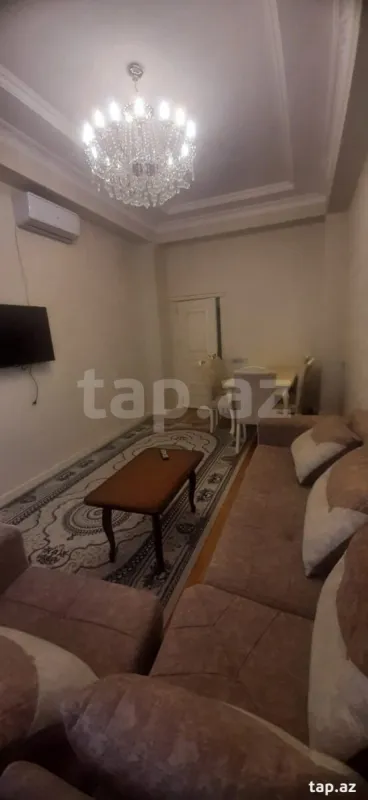 Kirayə verilir 4 otaqlı yeni tikili 140.2 m²